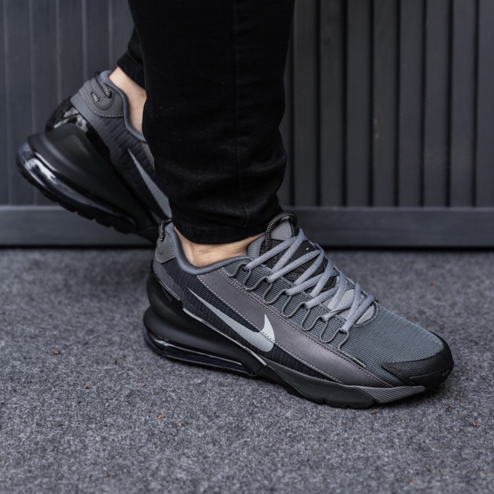 Nike Air Max 270 Pulse Roam Mens Size 13 Sneakers Dark Smoke Grey Like New - Picture 2 of 16